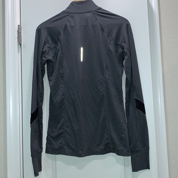REEBOK NEWW SIZE SMALL ZIPPERED ATHLETIC JACKET - Picture 7 of 8